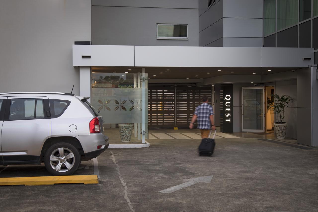 Quest Suva Aparthotel Exterior photo